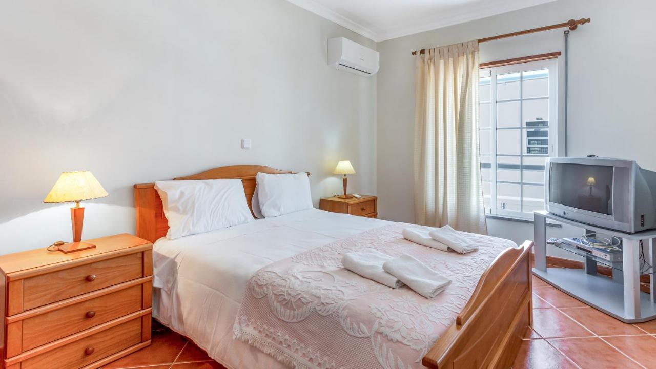 Luminous 3bdr W/balcony By Lovelystay Apartment
