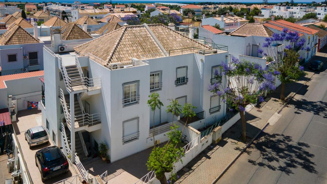 Luminous 3bdr W/balcony By Lovelystay Apartment